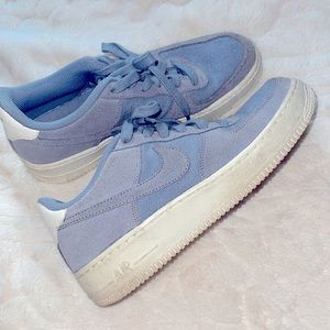 NIKE AirForce 1